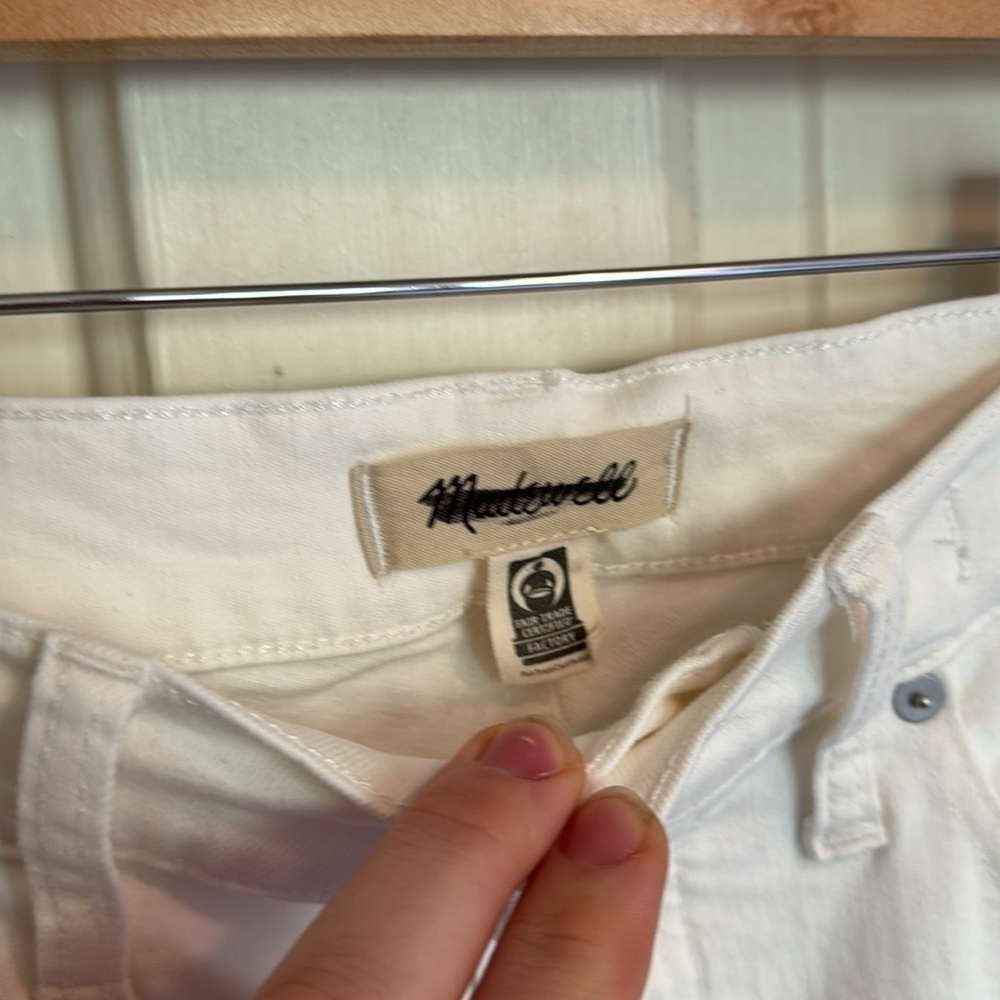 Madewell The Perfect Vintage Wide-Leg Crop Jean in Tile White - Picture 4 of 10